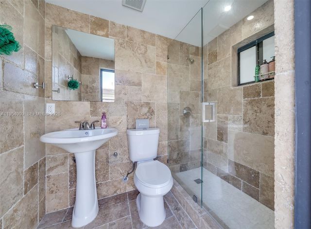 11800 SW 35th Street, Miami, FL 33175