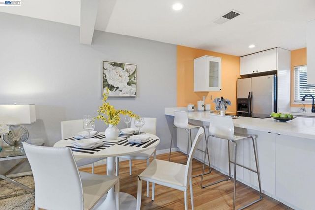 1498 Portola Ave, Livermore, CA 94551