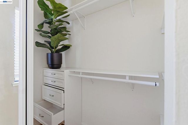 1498 Portola Ave, Livermore, CA 94551