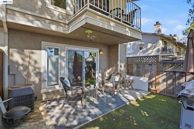 1498 Portola Ave, Livermore, CA 94551