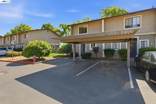 1498 Portola Ave, Livermore, CA 94551