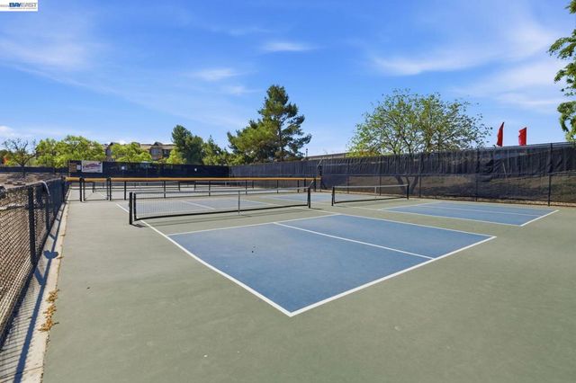 1498 Portola Ave, Livermore, CA 94551