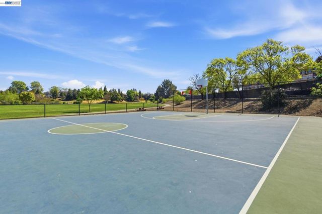 1498 Portola Ave, Livermore, CA 94551