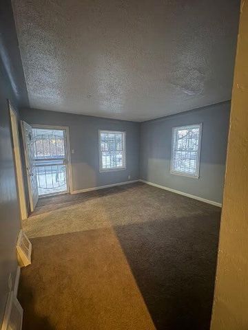 17432 Mackay Street, Hamtramck, MI 48212