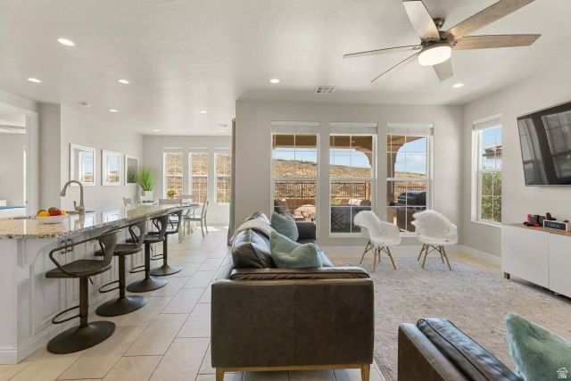 2264 E CASCADA WAY, Washington, UT 84780