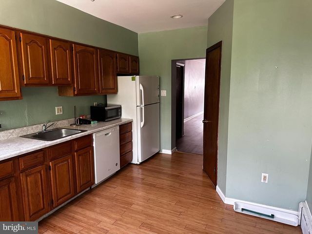 212 BALDWIN ST, Philadelphia, PA 19127