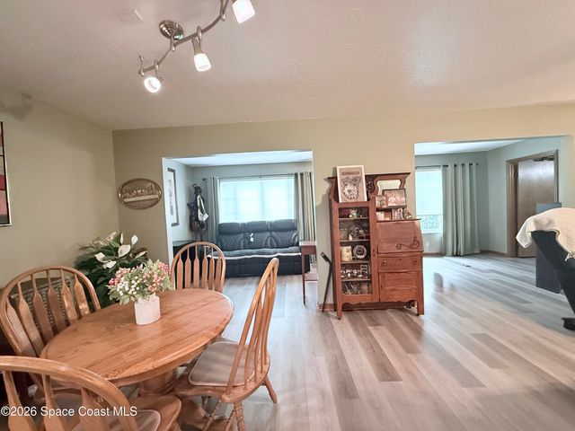 728 Greenwood Manor Circle 19-D, West Melbourne, FL 32904