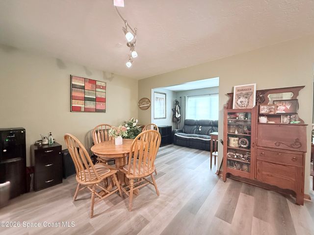 728 Greenwood Manor Circle 19-D, West Melbourne, FL 32904