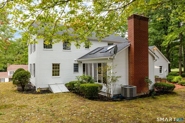 160 McIntosh Drive, Bristol, CT 06010
