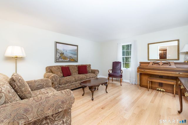 160 McIntosh Drive, Bristol, CT 06010