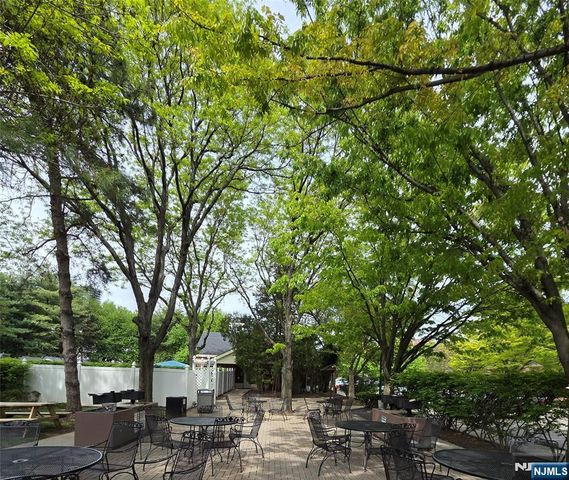 603 Ellery Court 603, Edgewater, NJ 07020