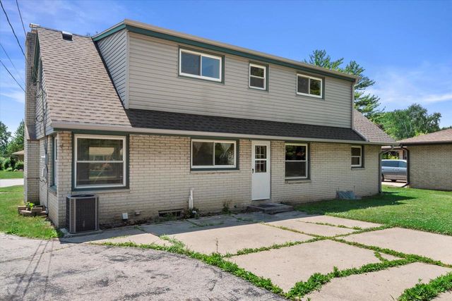1792 Poplar AVENUE, South Milwaukee, WI 53172