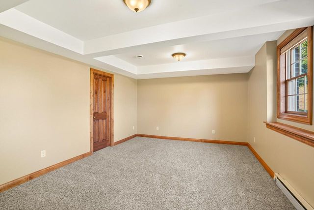 232 Steeple Pointe CIRCLE, Delafield, WI 53018