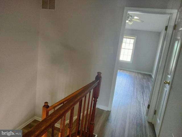 16804 WINSTON LN, Woodbridge, VA 22191