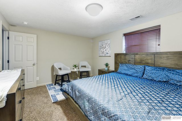17029 Colleen Lane, Gretna, NE 68028