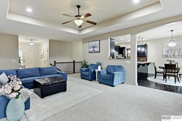 17029 Colleen Lane, Gretna, NE 68028