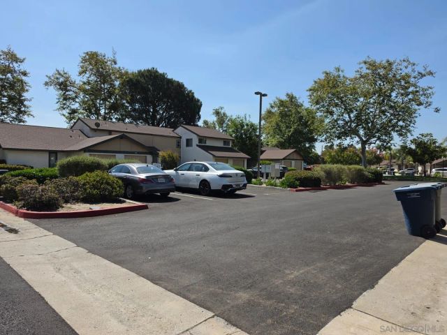 505 Smoketree Gln, Escondido, CA 92026