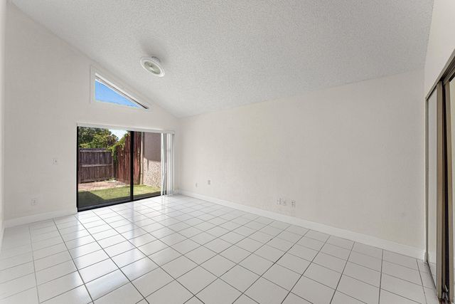 7627 Sierra Drive W, Boca Raton, FL 33433