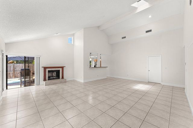 7627 Sierra Drive W, Boca Raton, FL 33433