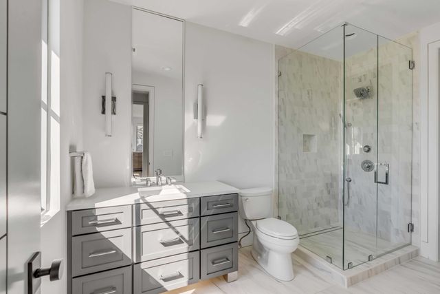 576 Wading Place, Daniel Island, SC 29492