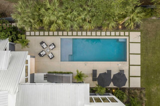 576 Wading Place, Daniel Island, SC 29492