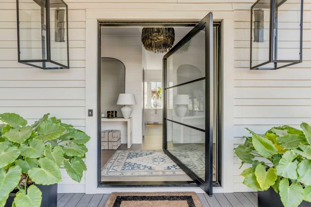 576 Wading Place, Daniel Island, SC 29492