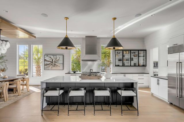 576 Wading Place, Daniel Island, SC 29492