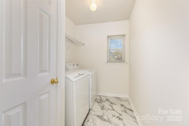 6237 Shelley Avenue, Charlotte, NC 28269