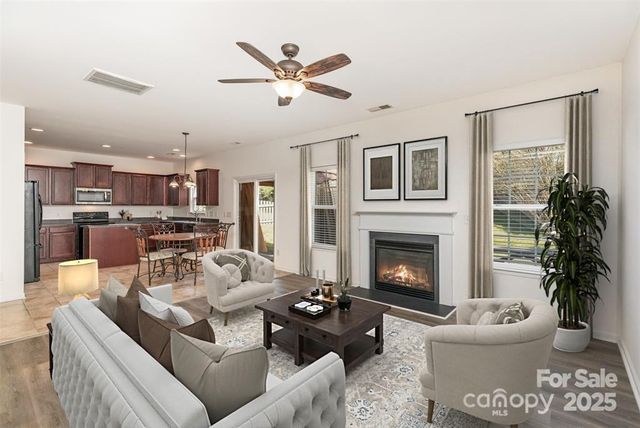 6237 Shelley Avenue, Charlotte, NC 28269