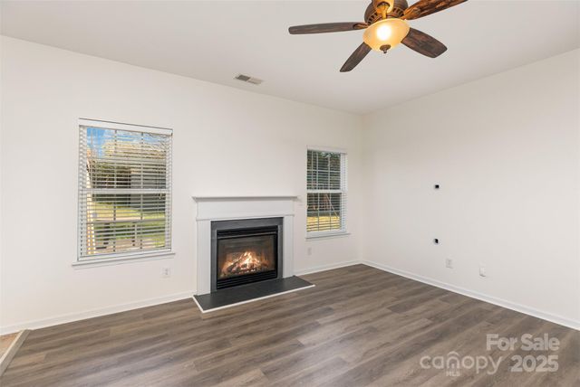 6237 Shelley Avenue, Charlotte, NC 28269