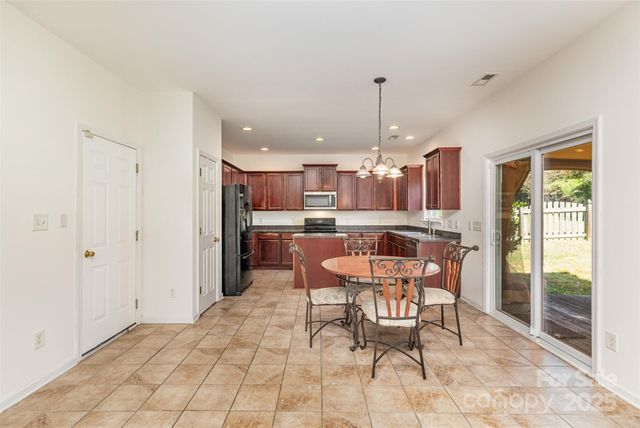 6237 Shelley Avenue, Charlotte, NC 28269