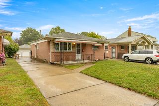 6894 N Gulley Road, Dearborn Heights, MI 48127