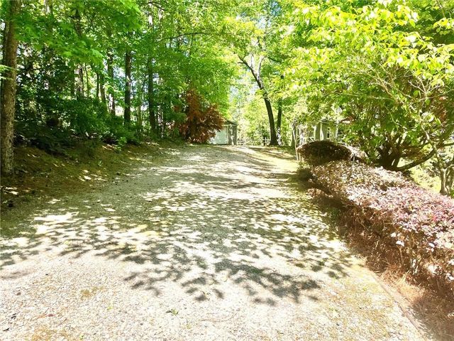 9145 Browns Bridge Road, Gainesville, GA 30506