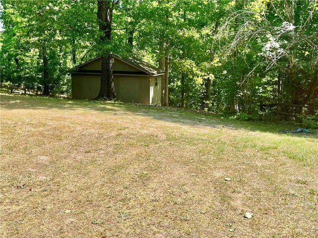 9145 Browns Bridge Road, Gainesville, GA 30506