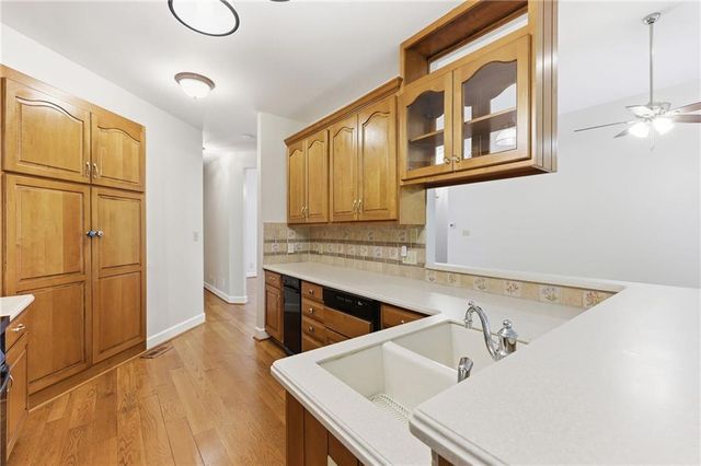 9145 Browns Bridge Road, Gainesville, GA 30506