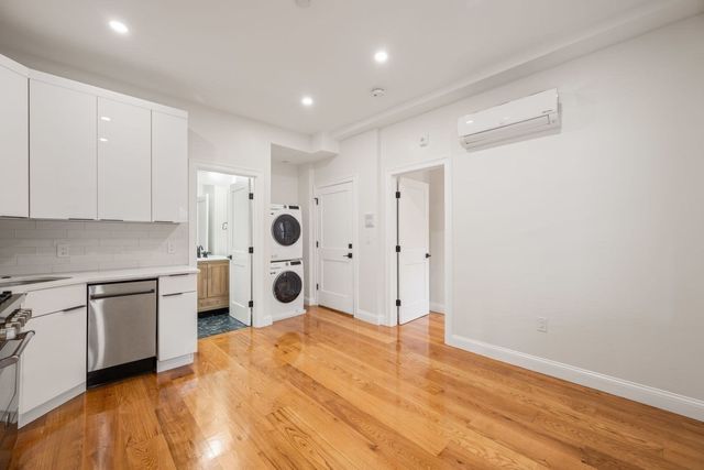 166-168 Salem Street 7, Boston, MA 02113