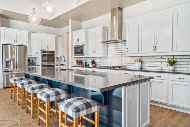 4061 S Emerald Drive, Chandler, AZ 85249