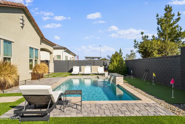 4061 S Emerald Drive, Chandler, AZ 85249