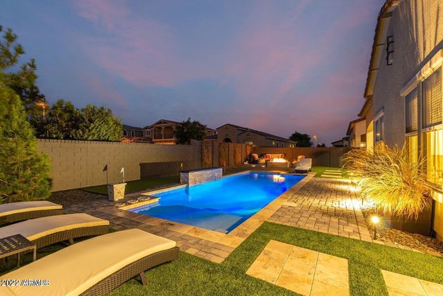 4061 S Emerald Drive, Chandler, AZ 85249