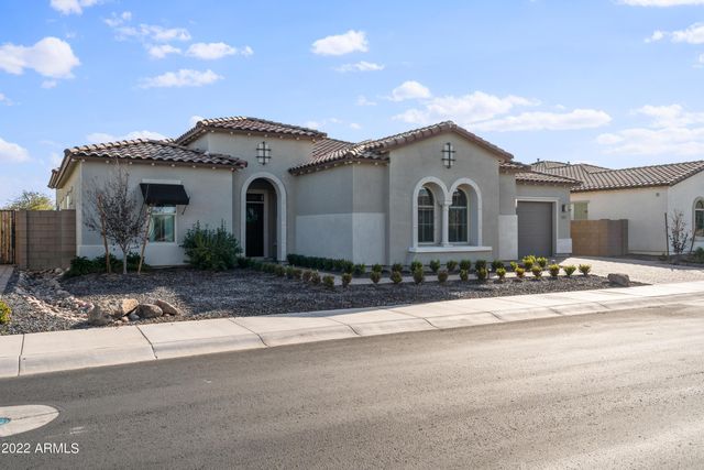 4061 S Emerald Drive, Chandler, AZ 85249