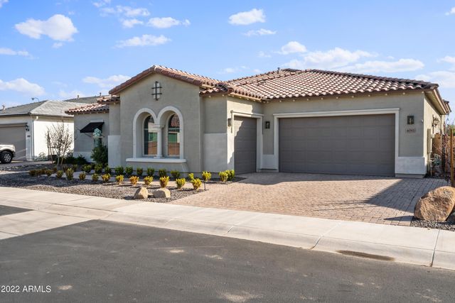 4061 S Emerald Drive, Chandler, AZ 85249