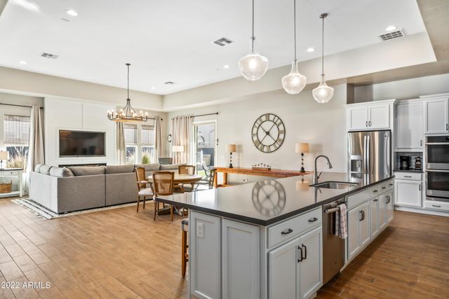 4061 S Emerald Drive, Chandler, AZ 85249