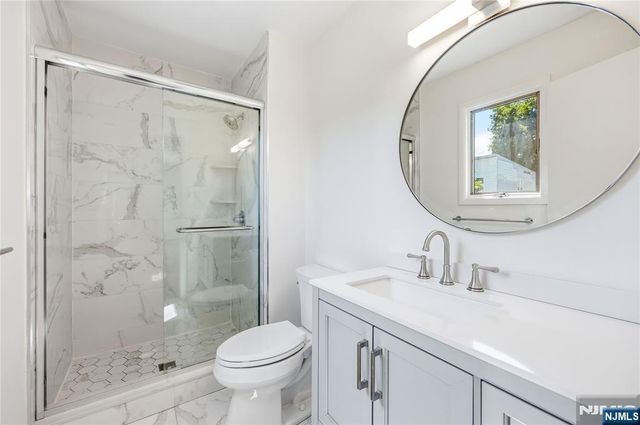 319 Gorge Road C0007, Cliffside Park, NJ 07010