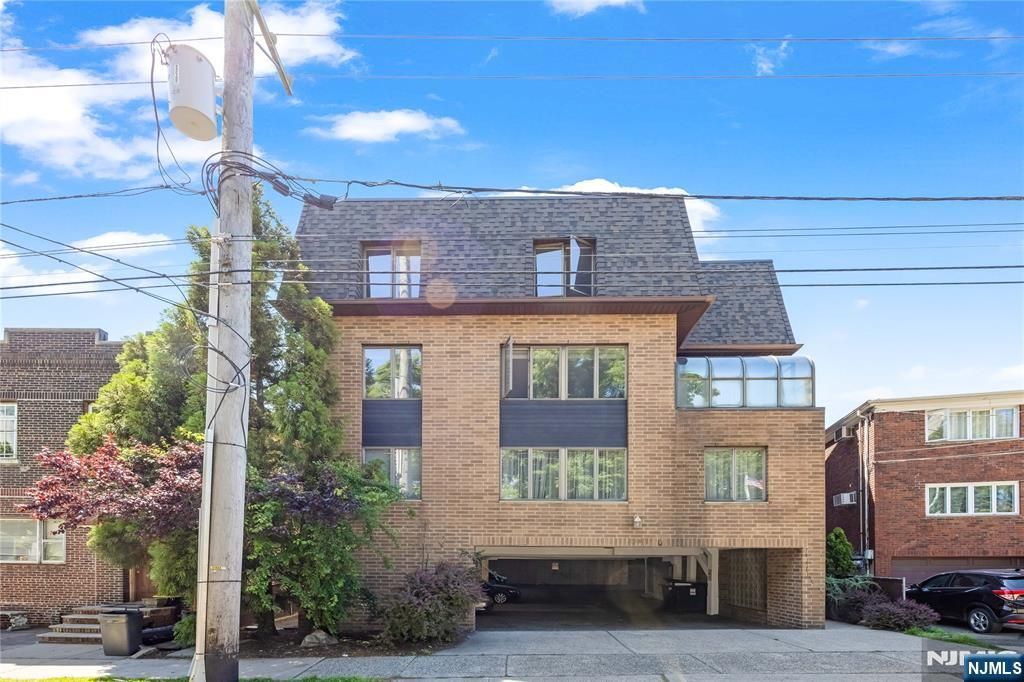 319 Gorge Road C0007, Cliffside Park, NJ 07010