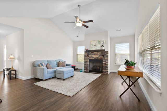 748 Baldwin Orchard Drive, Inman, SC 29349