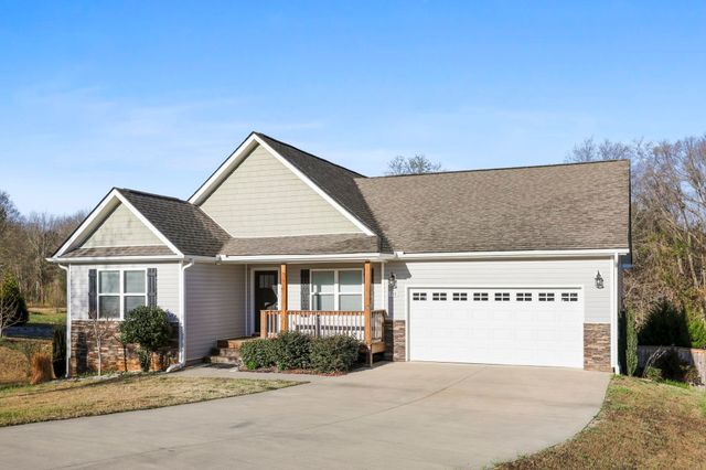 748 Baldwin Orchard Drive, Inman, SC 29349