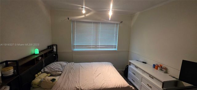 5010 Perignon Way, Coral Springs, FL 33067