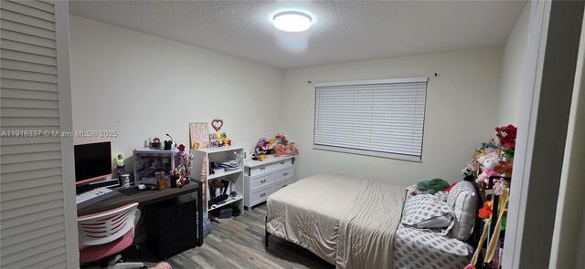 5010 Perignon Way, Coral Springs, FL 33067