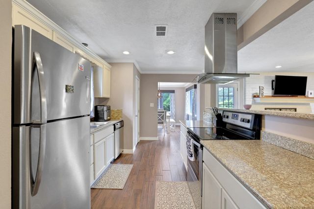 25311 White Oak Lane, Splendora, TX 77372