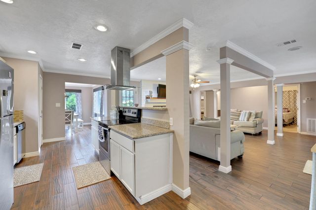 25311 White Oak Lane, Splendora, TX 77372
